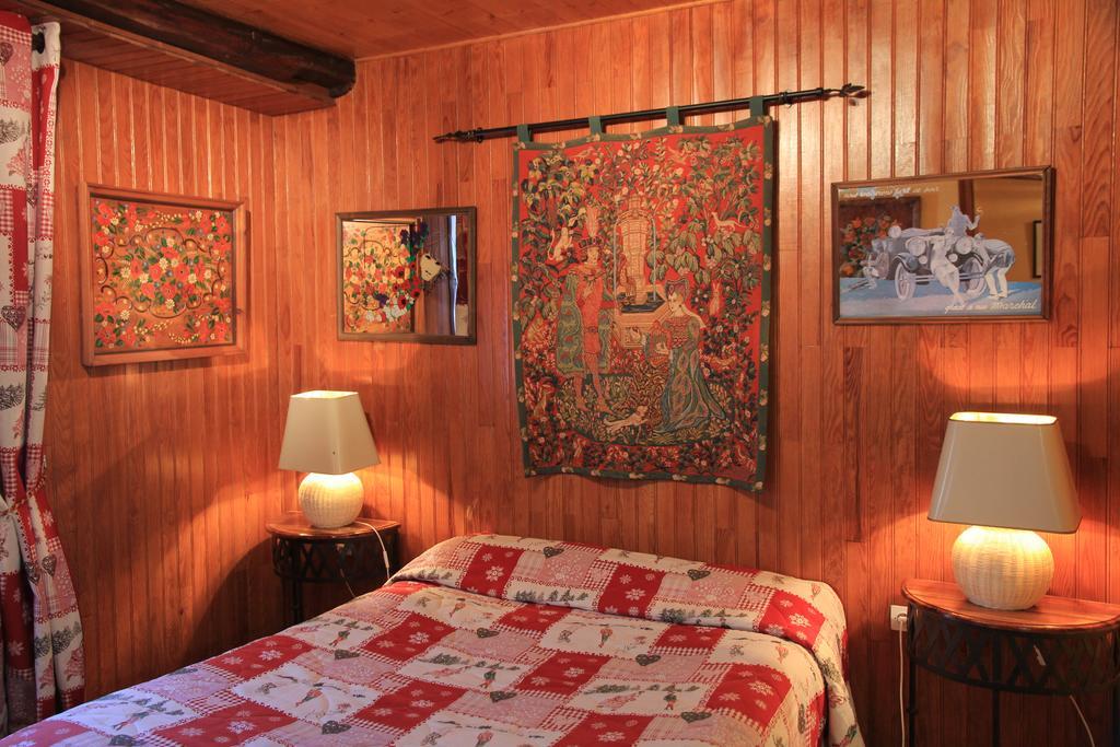Guest House Chalet Saint Roch Albiez-Montrond Room photo